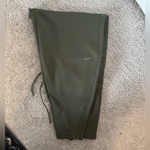 Nike Women's Dri-FIT Prima High-Waisted 7/8 Training Pants - Picture 3 of 6